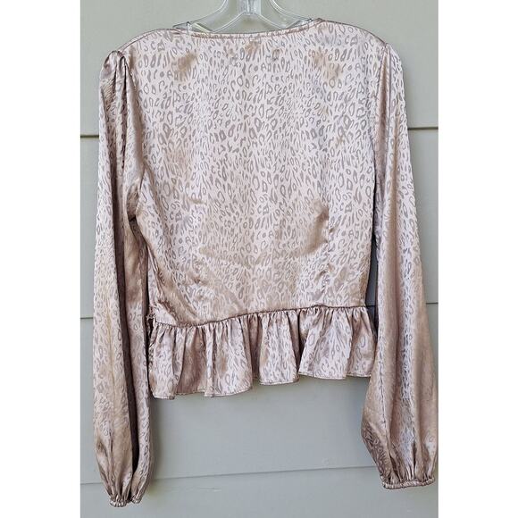 DO+BE Satin Animal Print Cheetah Peplum Balloon Sleeves Y2K Top Blouse M - Picture 4 of 10